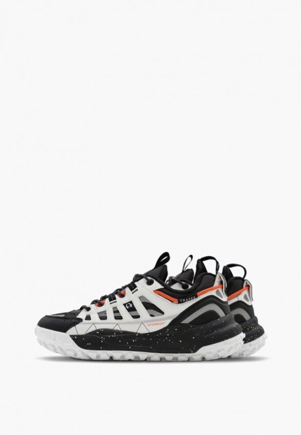 Кроссовки Traffa