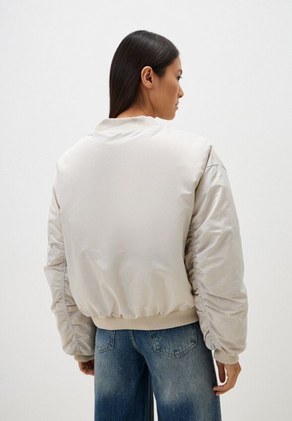 Бомбер Bad Queen