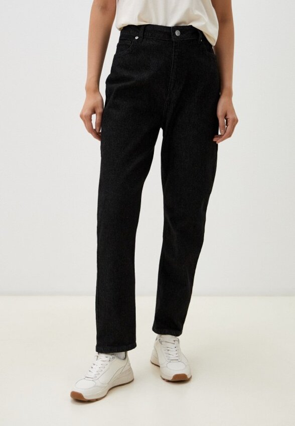 Джинсы Lacoste