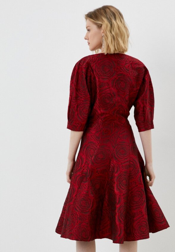 Платье MadaM T