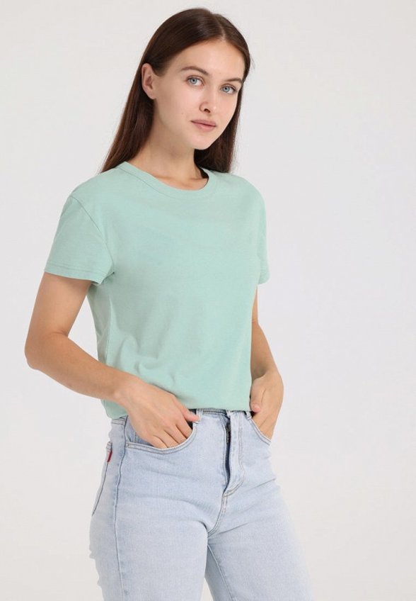 Футболка Апрель