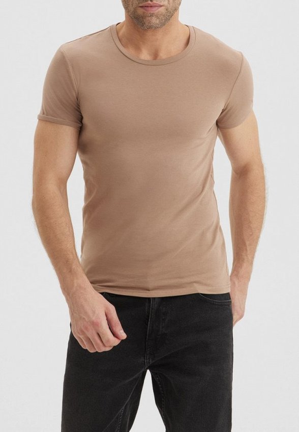 Футболка Envylab