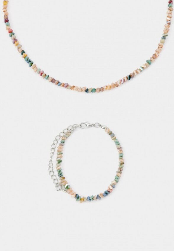 Браслет и чокер Gilmeeva