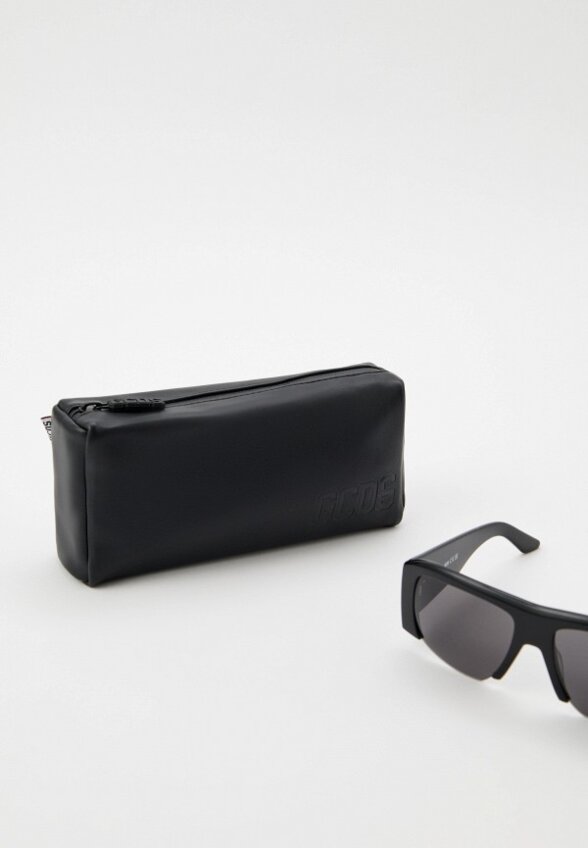 Очки солнцезащитные GCDS