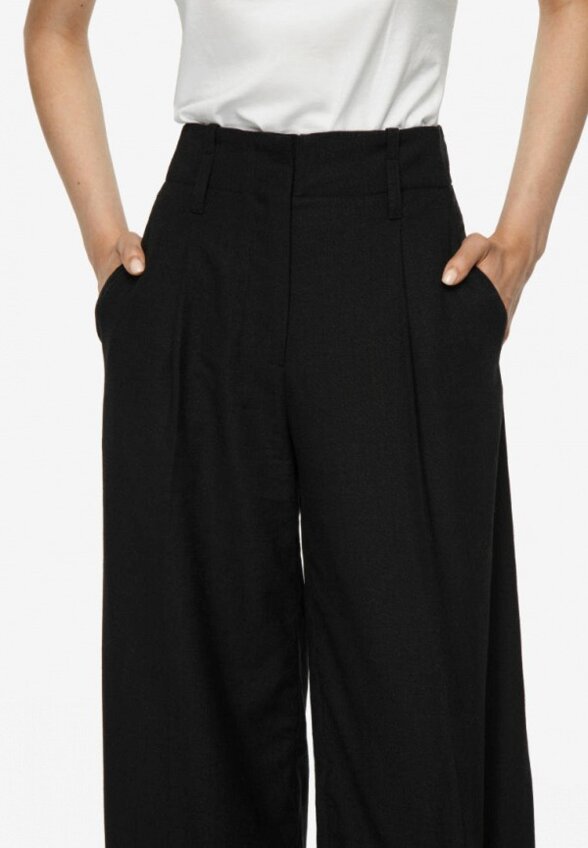 Брюки Sample Room