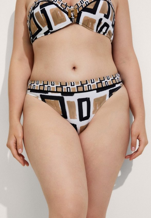 Плавки Nuria Ferrer