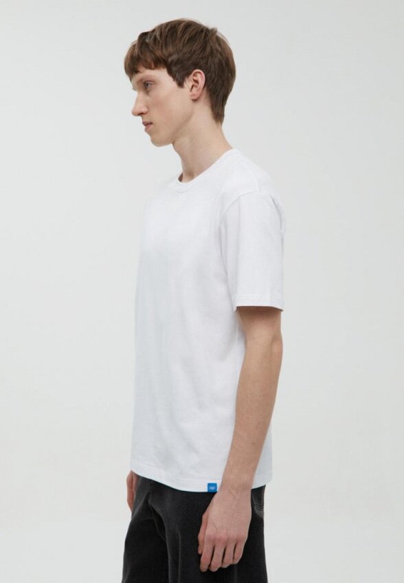 Футболка Finn Flare