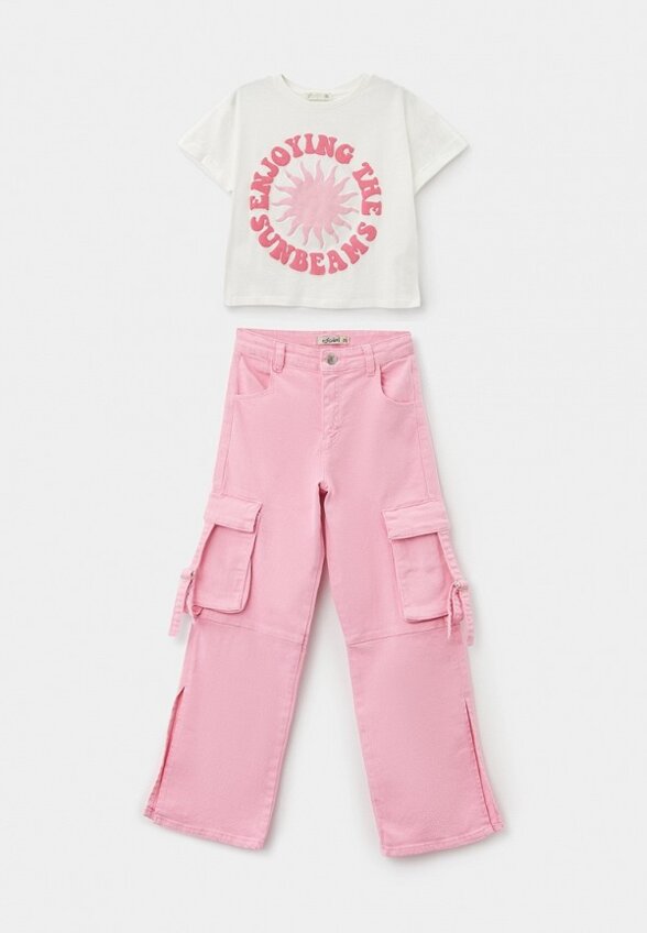 Футболка и джинсы Escabel