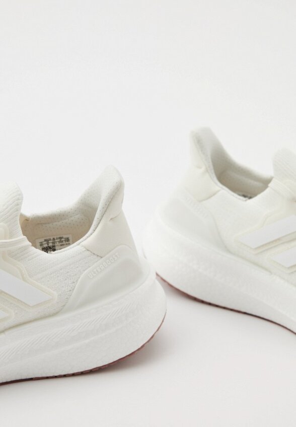 Кроссовки adidas