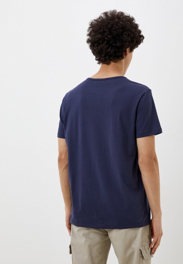 Футболка Colin's