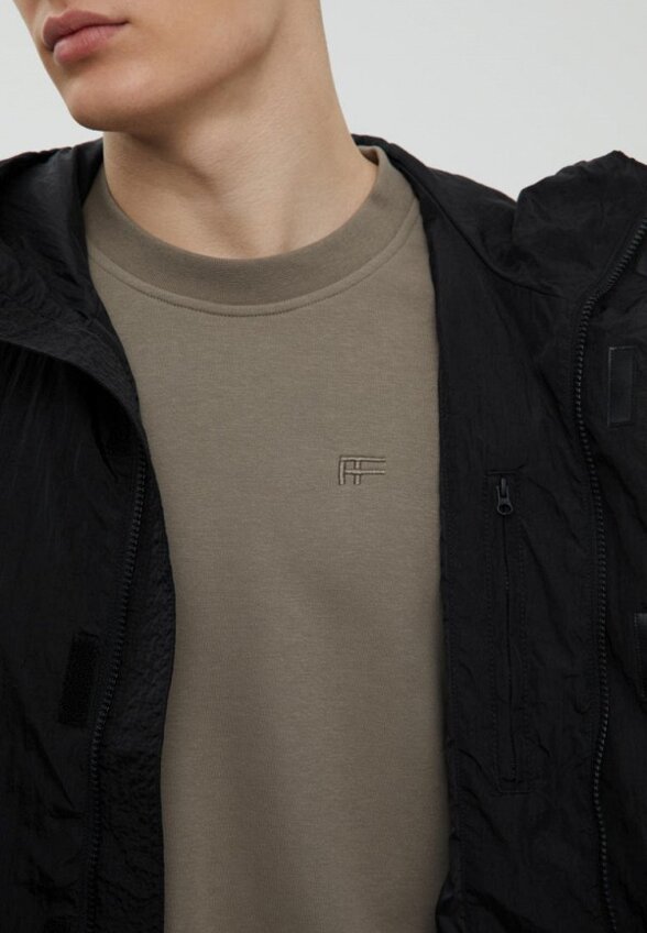 Ветровка Finn Flare