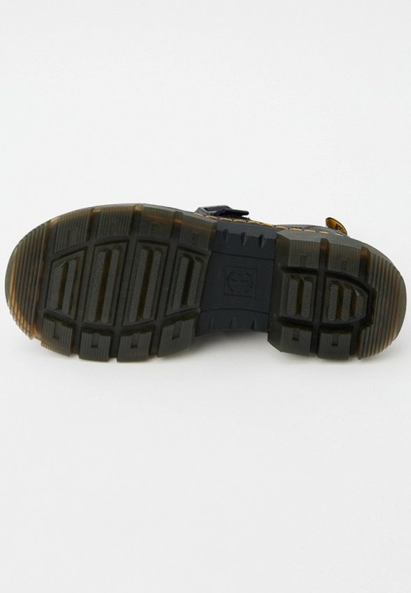 Сандалии Dr. Martens