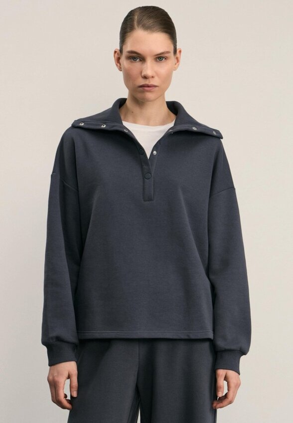 Олимпийка Zarina