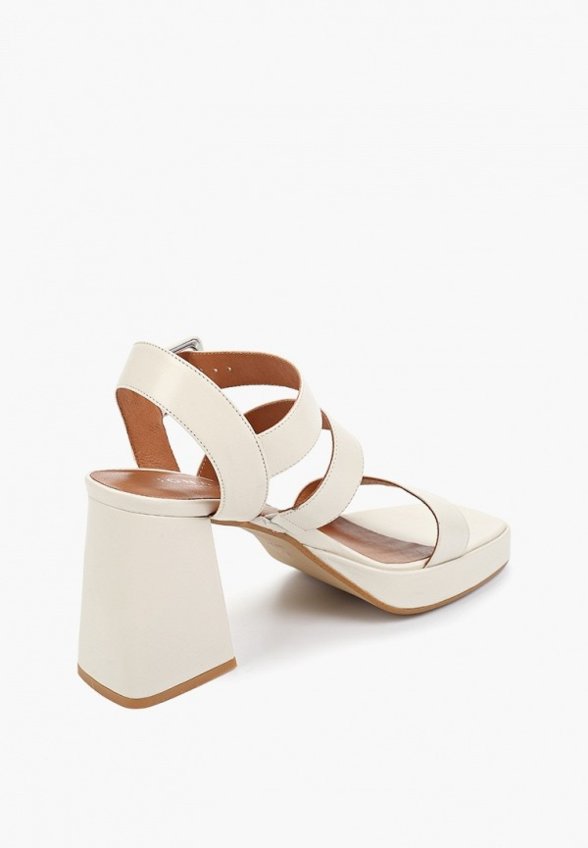 Босоножки Jonak