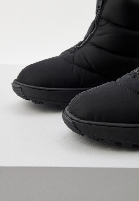 Дутики D.A.T.E.