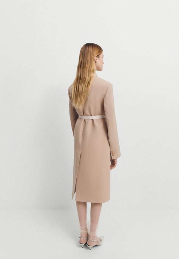 Пальто-халат Mango