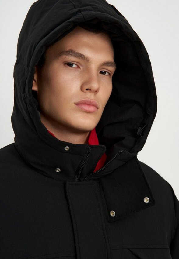 Пуховик Finn Flare