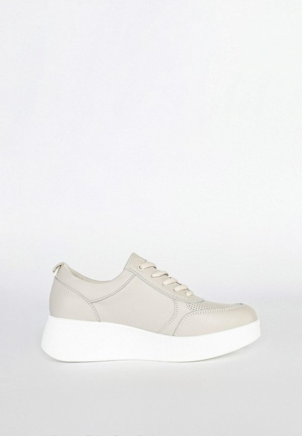 Кроссовки Gut