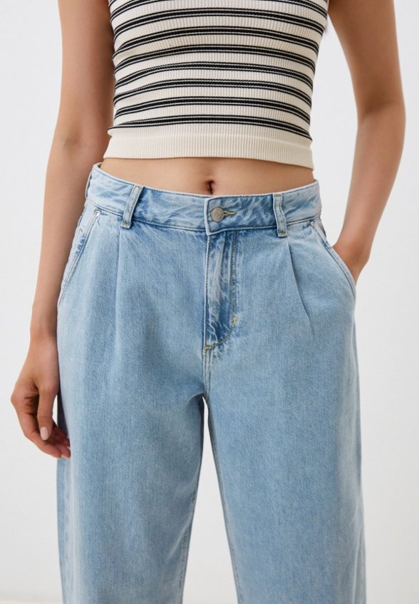 Джинсы Colin's