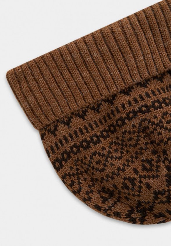 Шапка Finn Flare