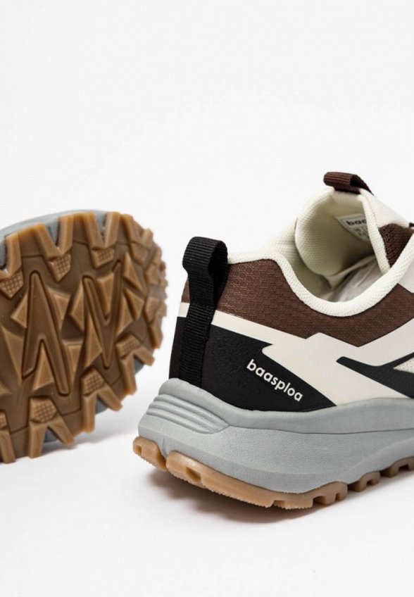 Кроссовки Baasploa