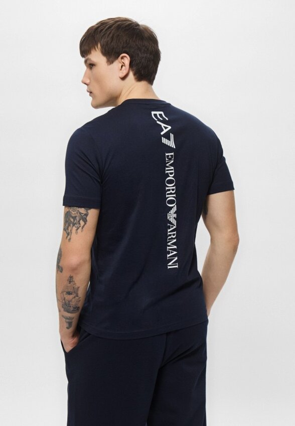 Футболка EA7