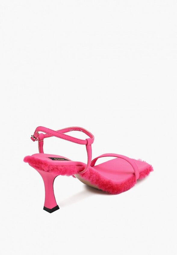 Босоножки Evigi