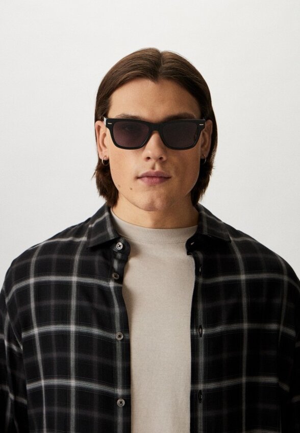 Очки солнцезащитные Calvin Klein