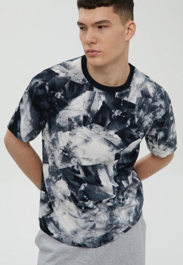 Футболка Finn Flare