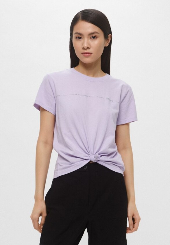 Футболка DKNY