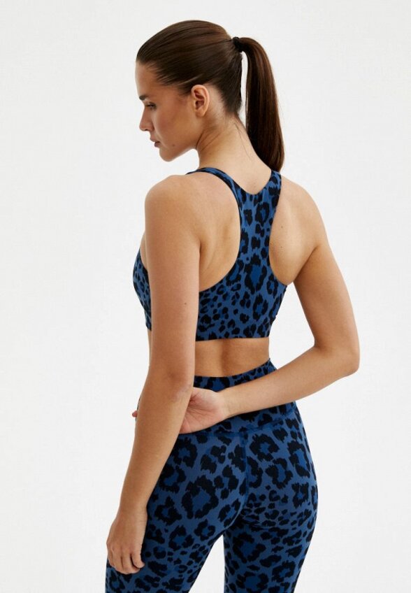 Топ спортивный Beself