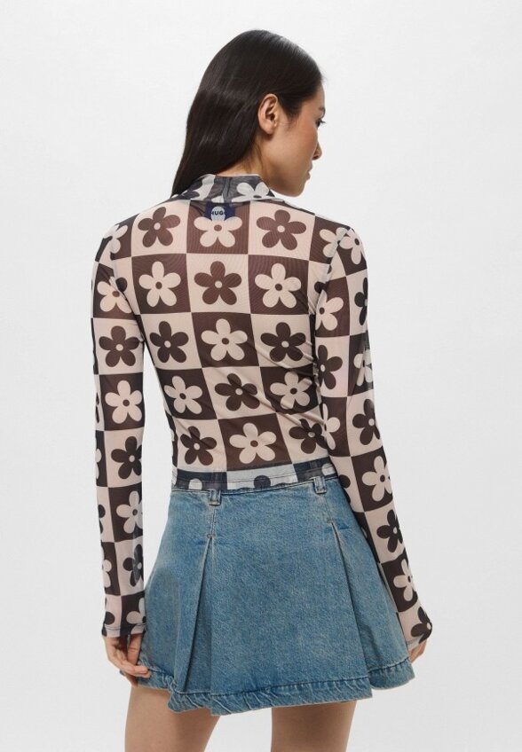 Водолазка Hugo