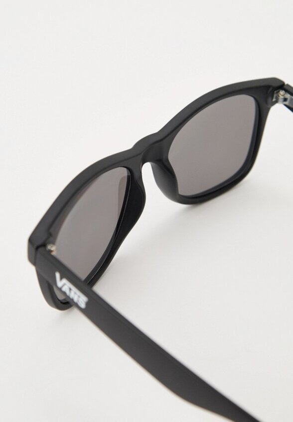 Очки солнцезащитные Vans
