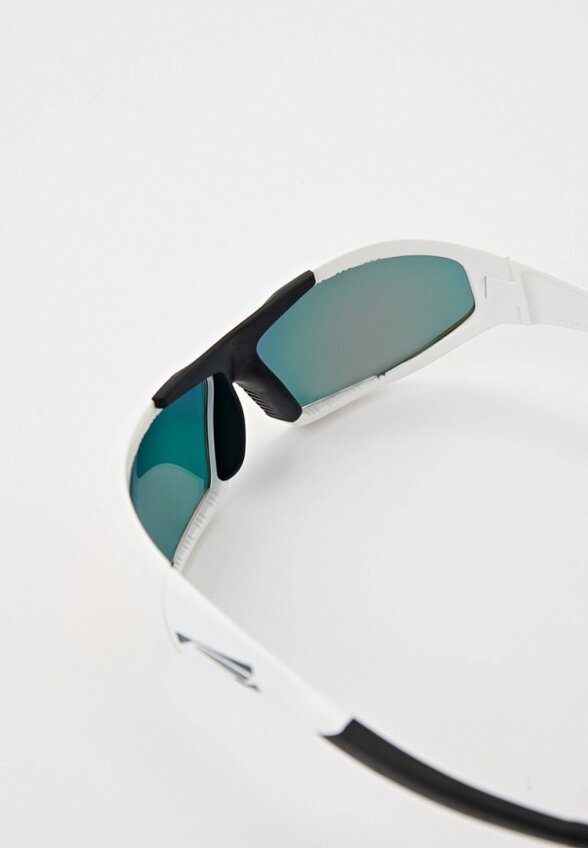 Очки солнцезащитные и шнурок Lip