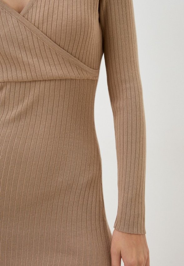 Платье Diverius