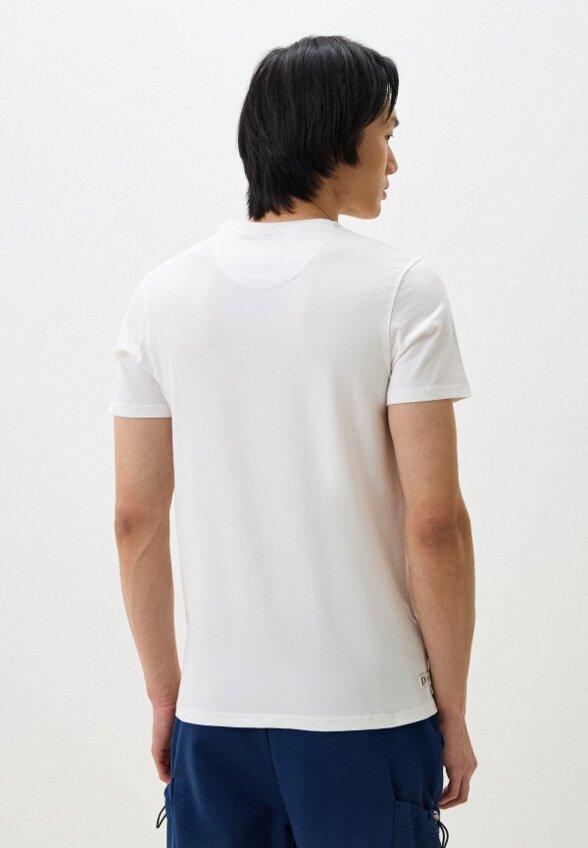 Футболка Deeluxe