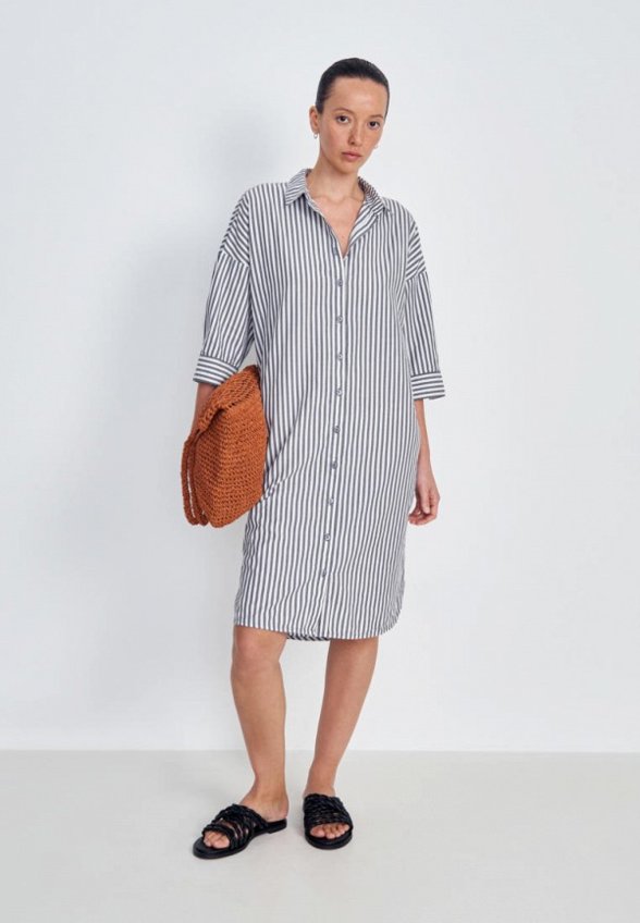 Платье Finn Flare