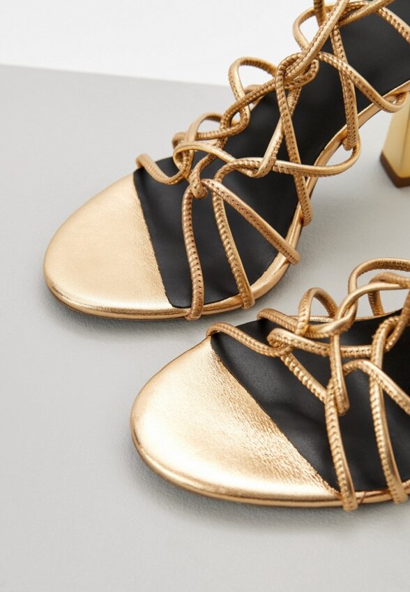 Босоножки Patrizia Pepe