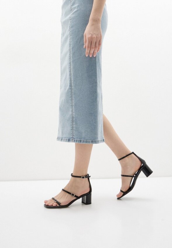 Босоножки Obba