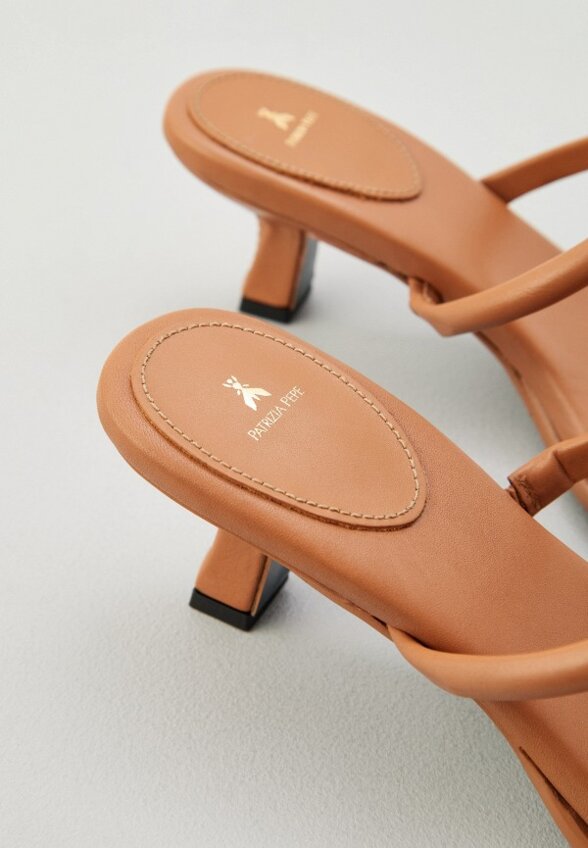 Сабо Patrizia Pepe