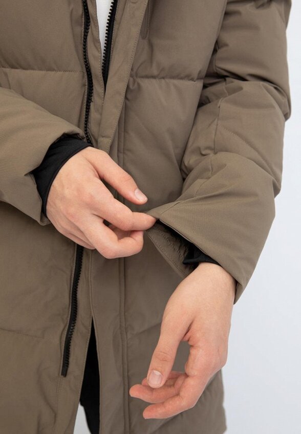 Пуховик High Experience