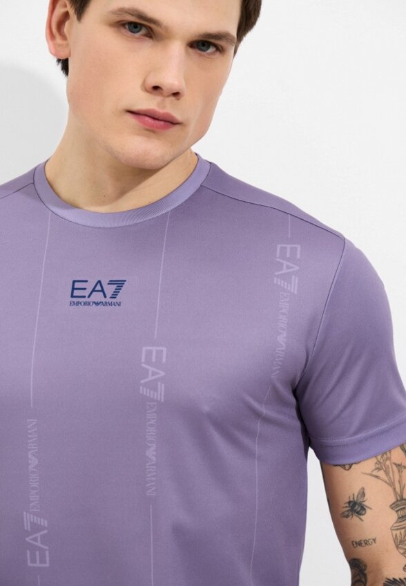 Футболка спортивная EA7