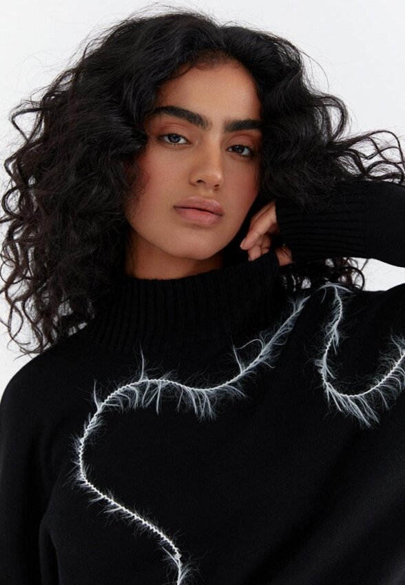 Свитер M.Reason