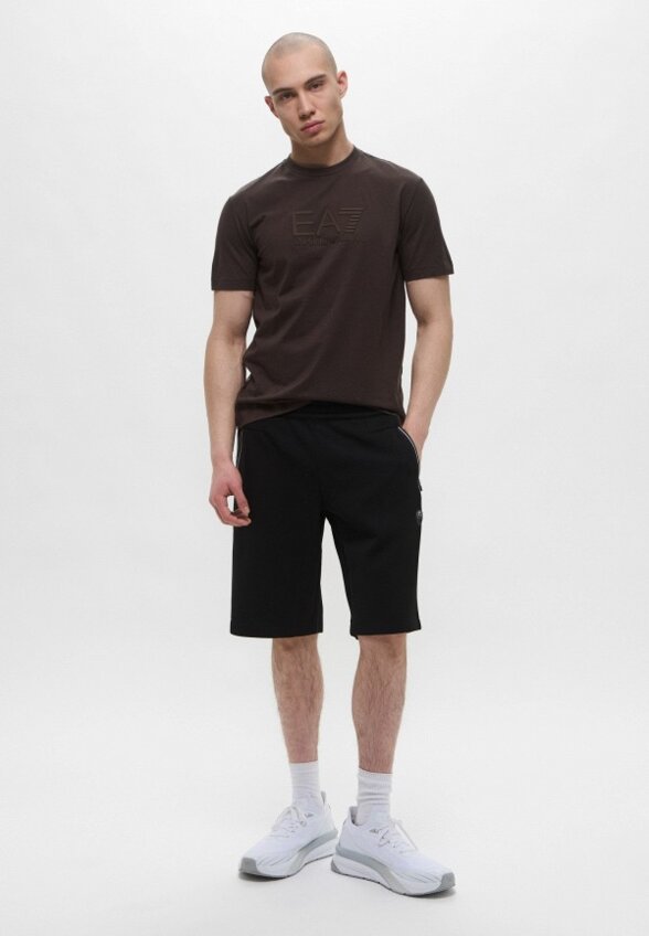 Футболка EA7