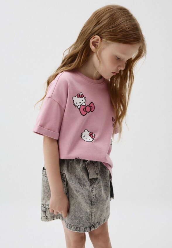 Футболка оверсайз с принтом Hello Kitty для девочек