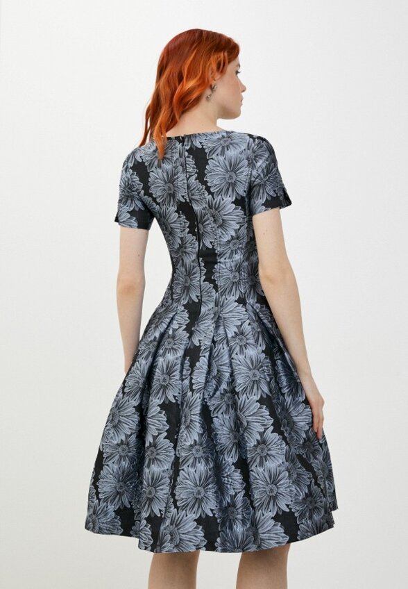 Платье MadaM T