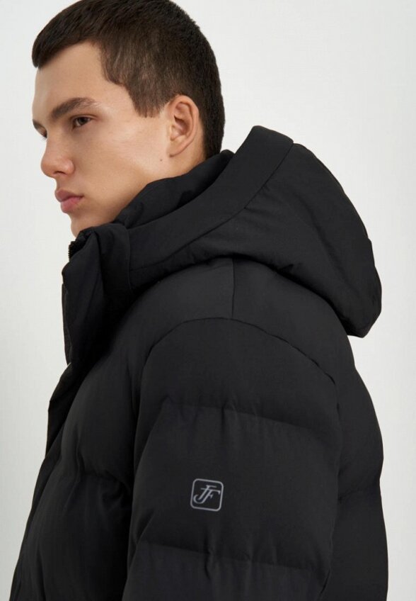 Пуховик Finn Flare