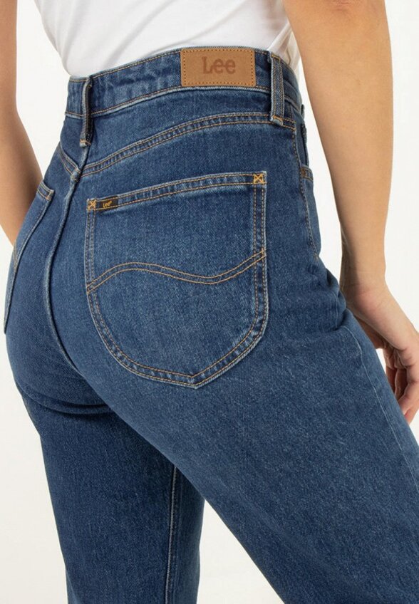Джинсы Lee