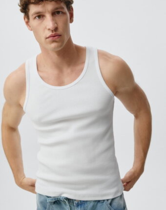 Базовая майка slim fit мужчинам