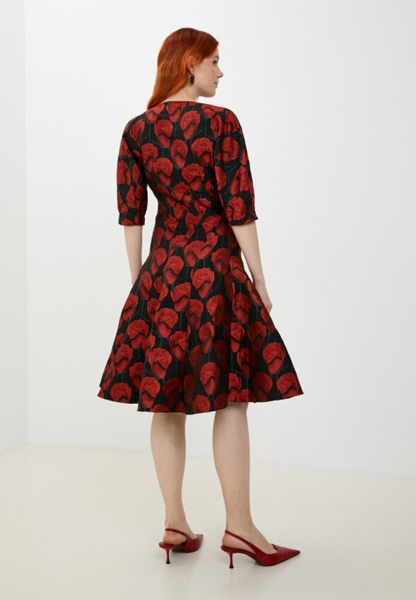 Платье MadaM T